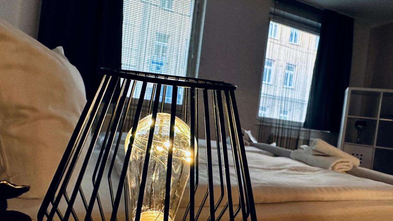 12-Fratelli Apartments Schloss Schonbrunn 10 To City Виена Екстериор снимка