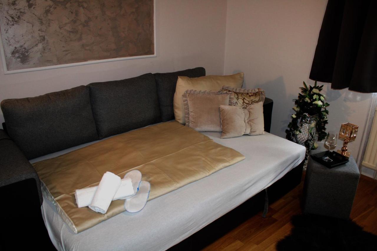 12-Fratelli Apartments Schloss Schonbrunn 10 To City Виена Екстериор снимка